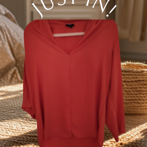 Mossimo Supply Co. Tops - Massimo Supply Co. Vibrant Red Blouse MINIMALIST, CHIC, CLASSY SOPHISTICATED FUN